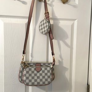 No brand crossbody bag